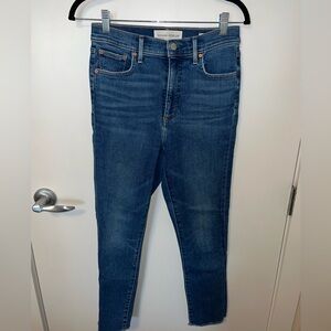 Denim Forum the Lola High Rise Skinny Crop